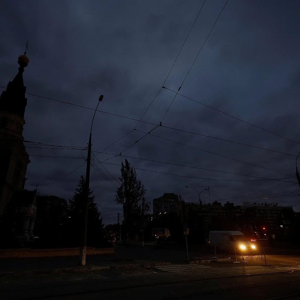 Ukraynada kritik obyektlərin qum torbaları ilə qorunmasından danışıblar