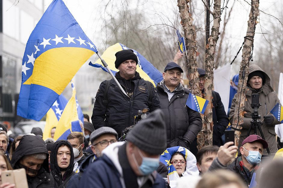 Диаспора Боснии и Герцеговины организует акции протеста за мир в своей стране, 10 января 2022 года, Брюссель, Бельгия