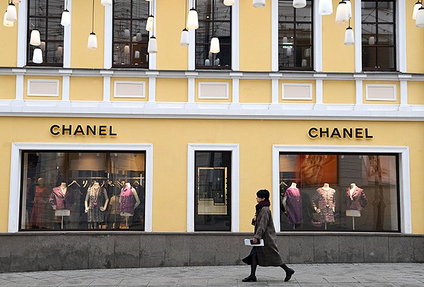 Бутик ушедшего с российского рынка бренда Chanel в Москве
