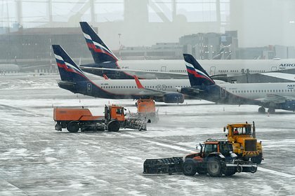 Десятки рейсов отменены или задержаны в аэропортах Москвы