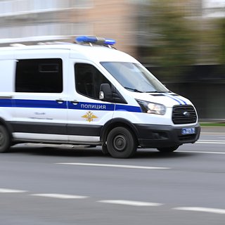 В Алматы двое парней насильно усадили девушку в машину и увезли