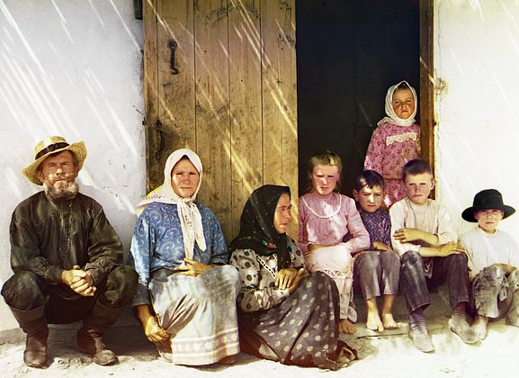 Этнические русские поселенцы в Графовке в районе Муганской степи на территории современного Азербайджана, около 1910 года. Фото: Sergey Prokudin-Gorsky / Galerie Bilderwelt / Getty Images