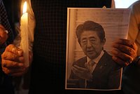 Искупление кровью. Как связи японских элит с корейской сектой привели к самому громкому политическому убийству 2022 года