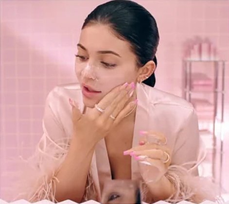 Кайли Дженнер в рекламе Kylie Skin