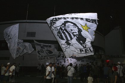 Жители Бразилии рассказали о реакции людей в стране на смерть Пеле