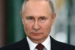 Путин заявил о движении России к полному суверенитету