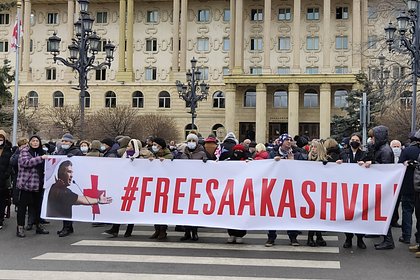 Грузинская оппозиция провела акции с требованием освободить Саакашвили