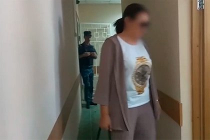 Топившую падчерицу в унитазе россиянку осудили на четыре года