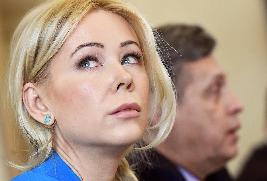 Член Общественной палаты России Екатерина Мизулина стала единственной близкой к государству публичной персоной, которая прокомментировала буйный пиар наркоресурсов