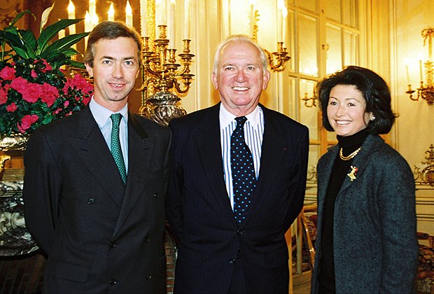 До эпохи Кристины Стефан Герлен (слева) охотно общался с отцом. Отель Ritz в Париже, 1999 год
