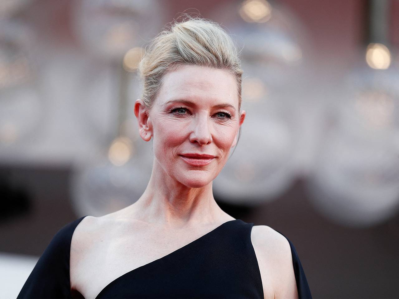 Смотреть порно видео секс жылқымен