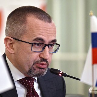 Олег Степанов