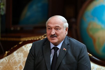 Из кабинета Лукашенко убрали компьютер Apple и установили белорусский Horizont