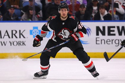 Три передачи российского хоккеиста помогли «Баффало» одержать победу в матче НХЛ