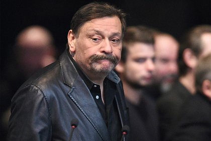 Режиссер ремейка «12 стульев» объяснил увольнение Назарова