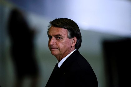 Экс-президент Бразилии запросил у США визу на полгода