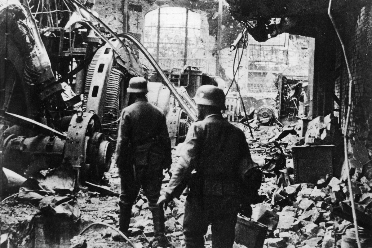 Немецкие солдаты в Сталинграде, 1942 год