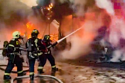 Мощный пожар в Новой Москве показали на видео