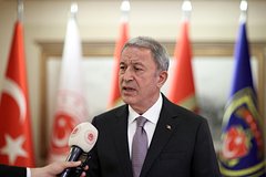 Хулуси Акар
