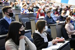 Российские студенты начнут изучать санкции Запада и цели спецоперации