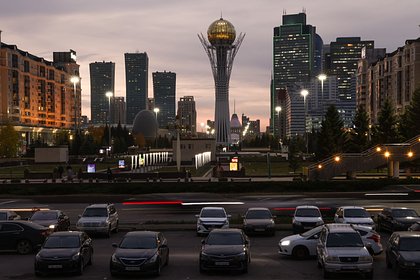В Казахстане обновили правила получения разрешения на временное проживание