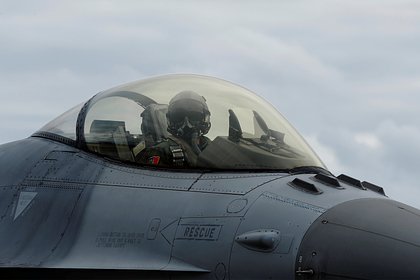 Отправку американских F-16 в Турцию назвали залогом расширения НАТО на восток