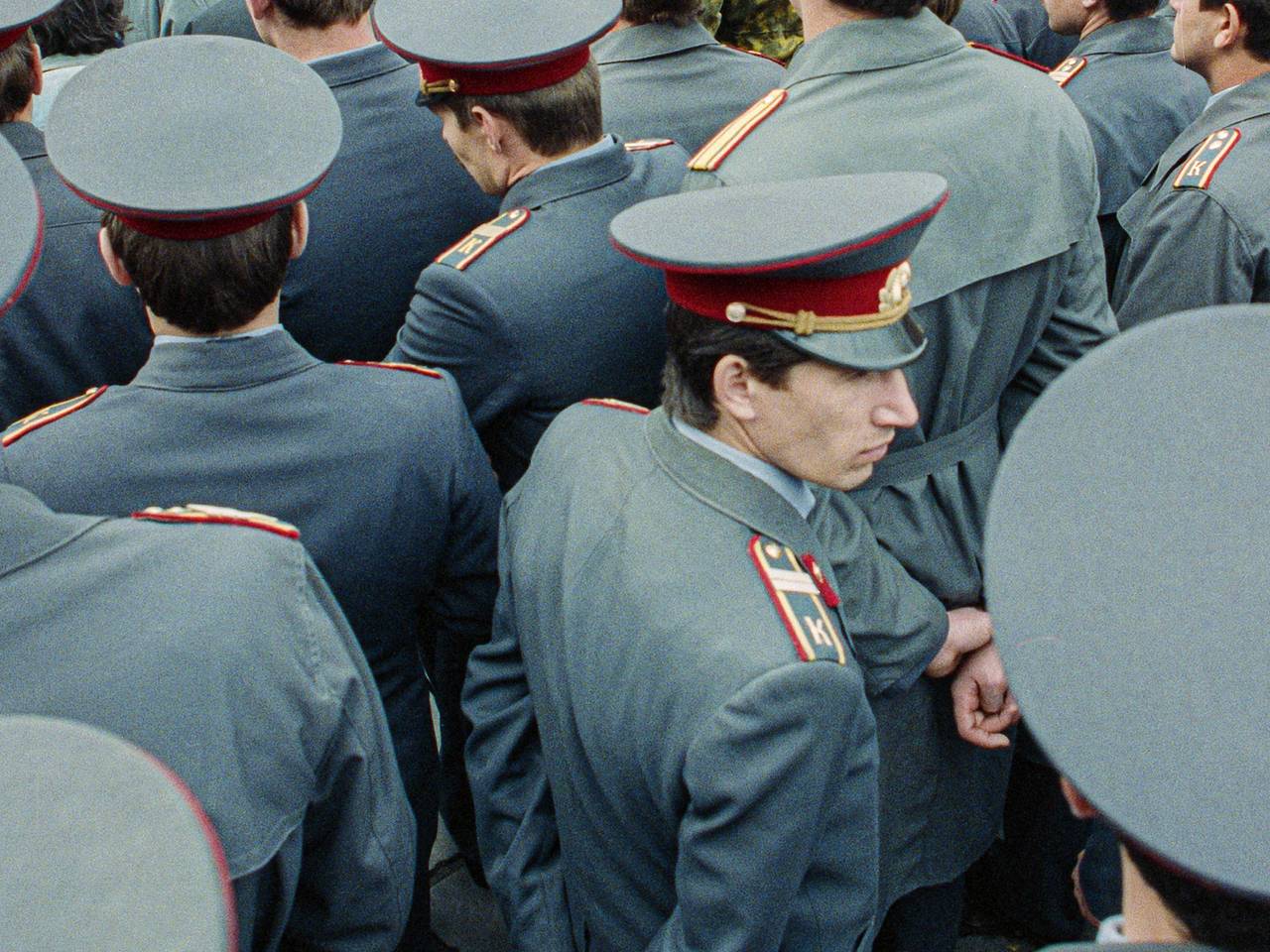 ФОТО ⟩ Защищали безопасность Эстонии ценой своей жизни: полицейские почтили память погибших коллег