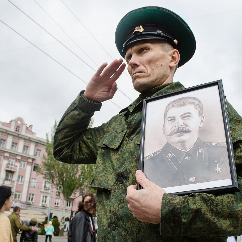 Портрет сталина в бессмертном полку