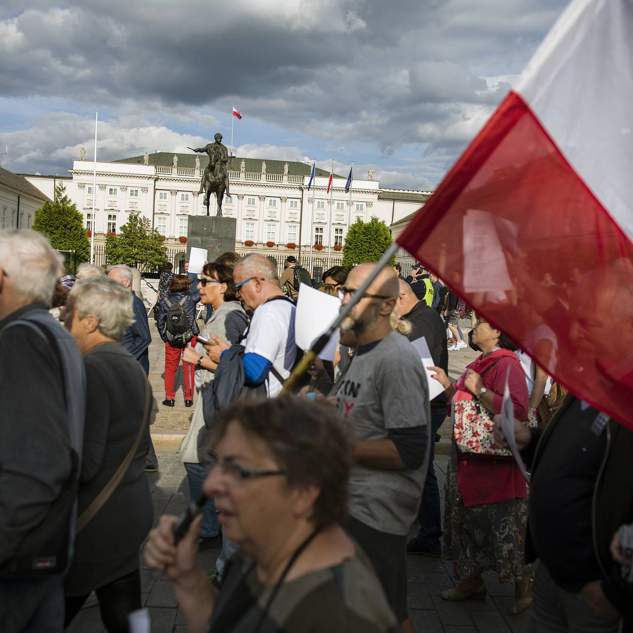 Запрет варшава. Польша политика. Байден визит в Польшу. Суд Польши.