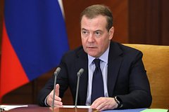 Медведев высказался о визите Байдена в Киев
