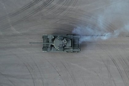 В России заметили переброску танков «Армата» к зоне СВО
