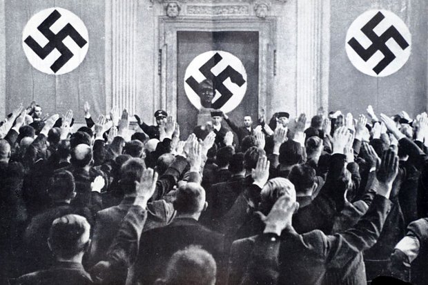 Заседание Народной судебной палаты (чрезвычайного суда), созданной вскоре после поджога Рейхстага, 1934 год, Берлин