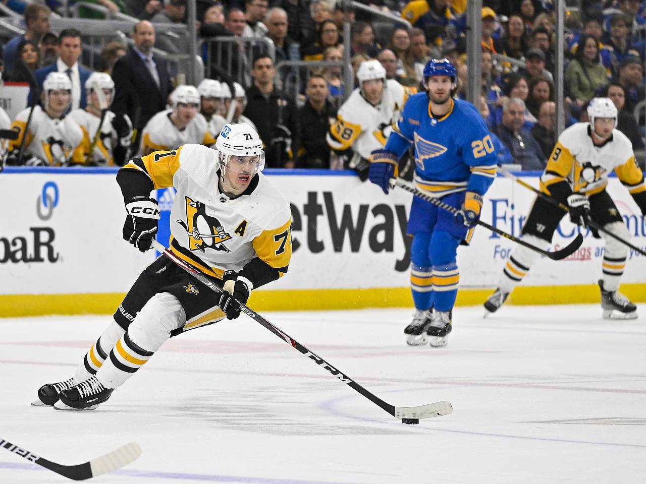 Гол Малкина помог «Питтсбургу» прервать серию поражений в НХЛ: Хоккей:  Спорт: Lenta.ru