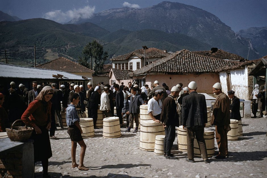 Рынок в городе Печ, Косово, 1950-е годы