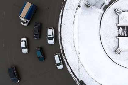 В России с 1 марта изменились правила проезда перекрестков с круговым движением