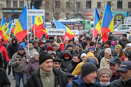 Оппозиция в Кишиневе приняла резолюцию с требованием отставки Санду
