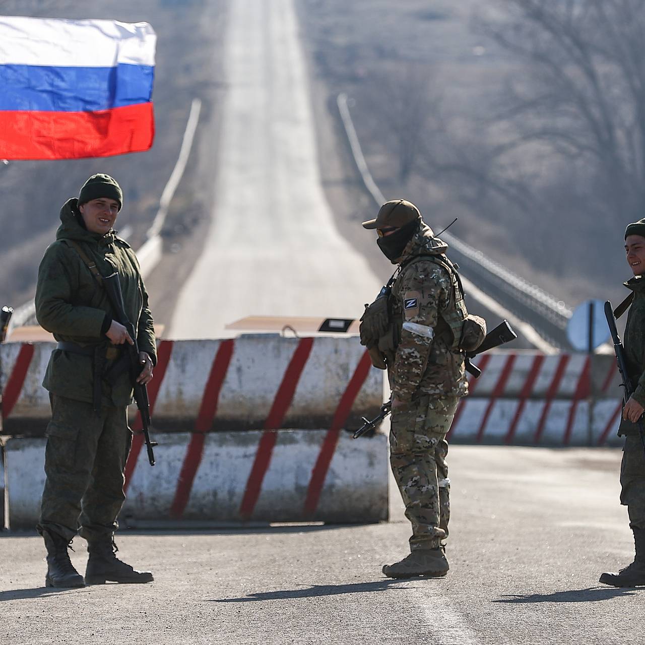 В ДНР усилят блокпосты после диверсии под Брянском: Украина: Бывший СССР:  Lenta.ru