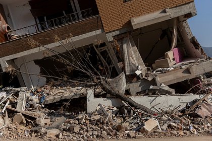 Число жертв землетрясений в Турции почти превысило 46 тысяч