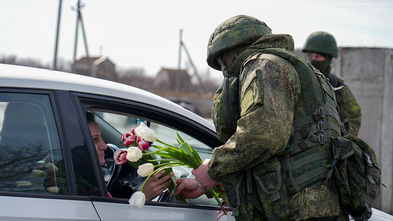 В Запорожье и Херсонщине включились в всероссийское празднование 8 марта:  Регионы: Россия: Lenta.ru