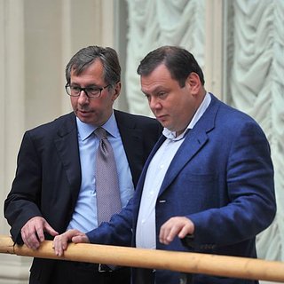 Петр Авен (слева) и Михаил Фридман (справа)