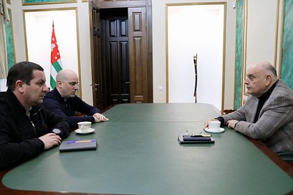 Президент Абхазии поручил перевести силовиков на усиленный режим работы