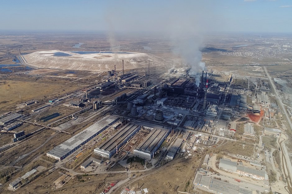 Вид с высоты птичьего полета на Ачинский глиноземный завод «РУСАЛа»