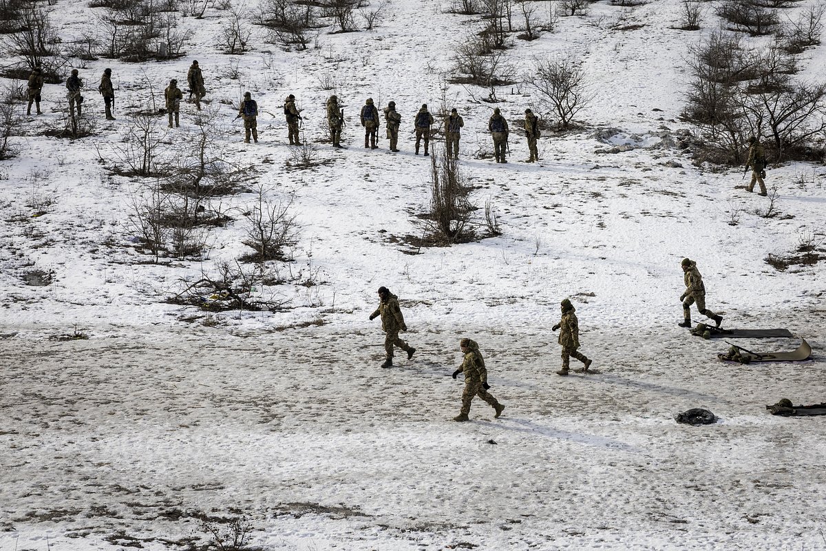 Запасные части ВСУ проходят боевую подготовку, 24 февраля 2023 года