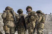 Зеленский анонсировал контрнаступление ВСУ на Крым, не раскрывая сроков и подробностей. От чего зависит его успех?