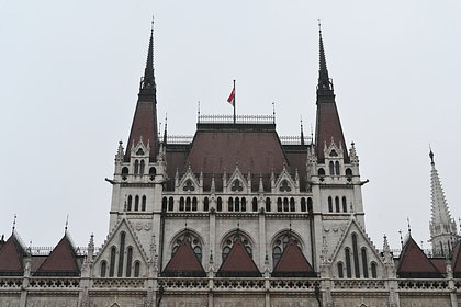 Венгрия захотела отложить голосование о вступлении Швеции и Финляндии в НАТО