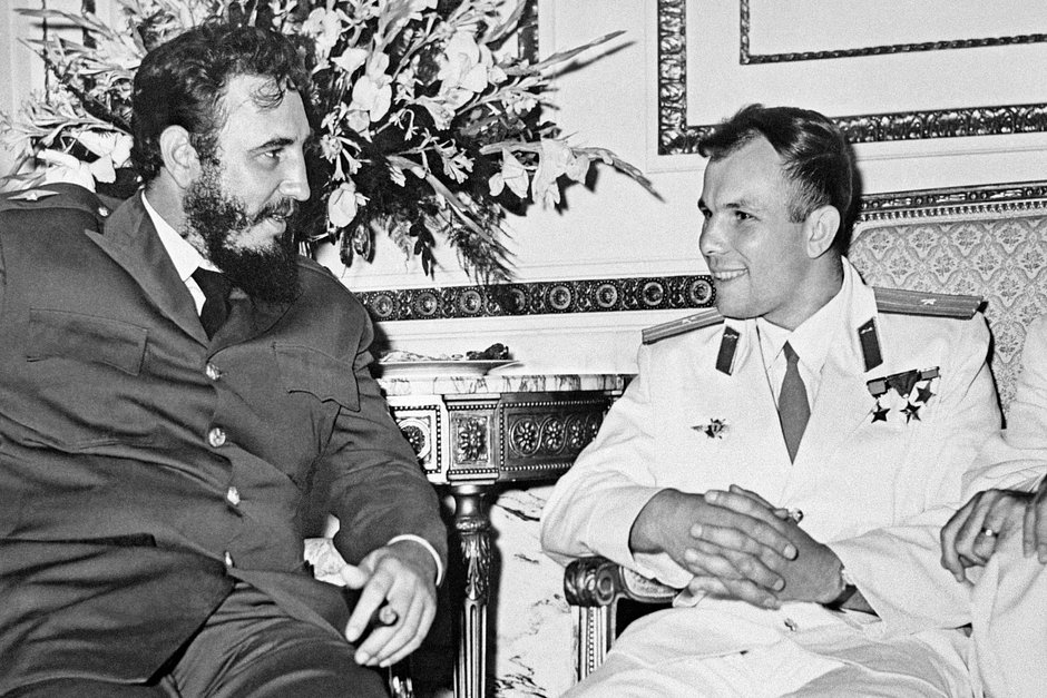 Юрий Гагарин в гостях у премьер-министра Кубы Фиделя Кастро 