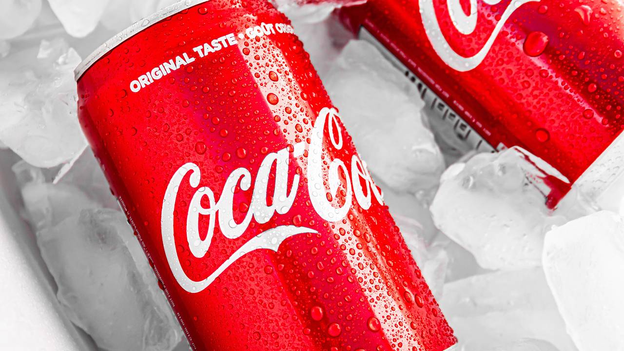 Ушедшая из России Coca-Cola осталась в лидерах продаж: Бизнес: Экономика:  Lenta.ru