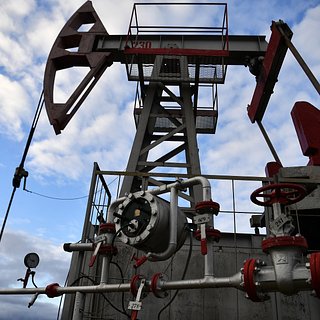 Стоимость российской нефти на бирже опустилась ниже 40 долларов за баррель