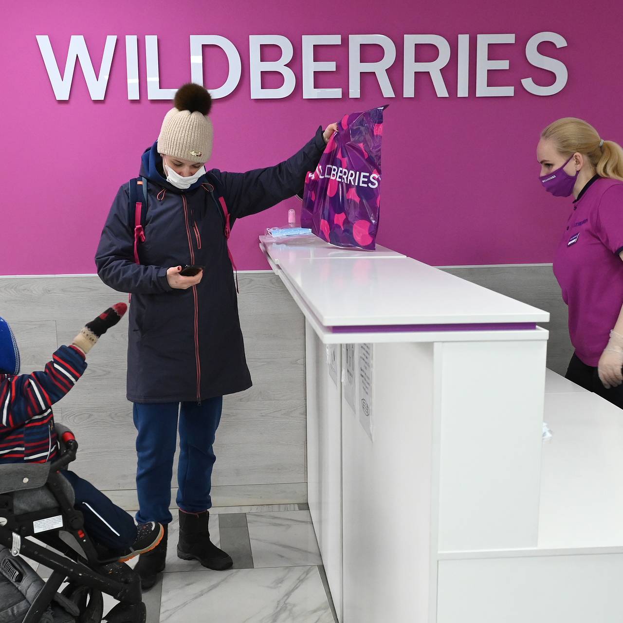 Клиентам Wildberries напомнили о возможности получить неустойку от  маркетплейса: Общество: Россия: Lenta.ru