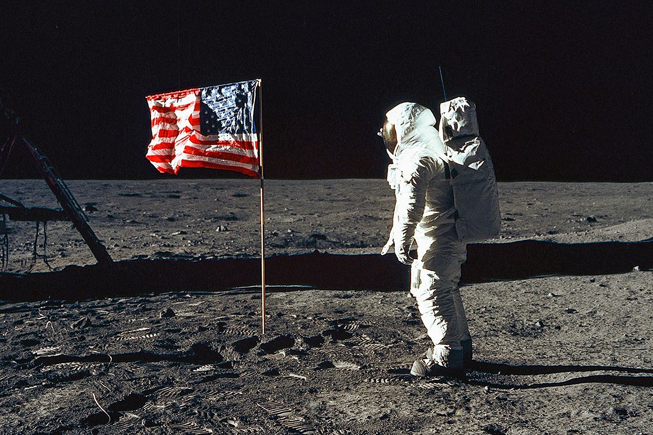 американцы на луне фото оригинал